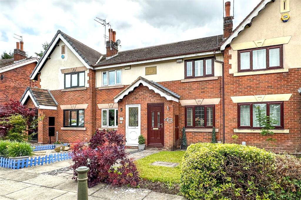 Main image of property: Marleyer Close, Moston, Manchester, M40