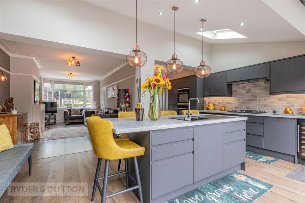 Main image of property: Lilac Grove, Moston, Manchester, M40
