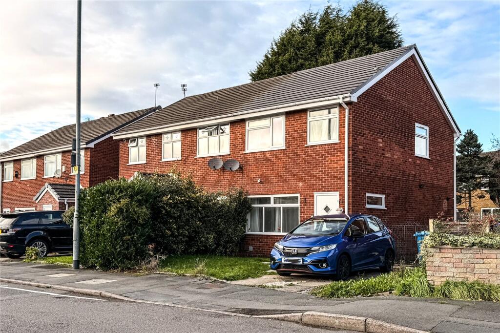 Main image of property: The Fairway, New Moston, Manchester, M40