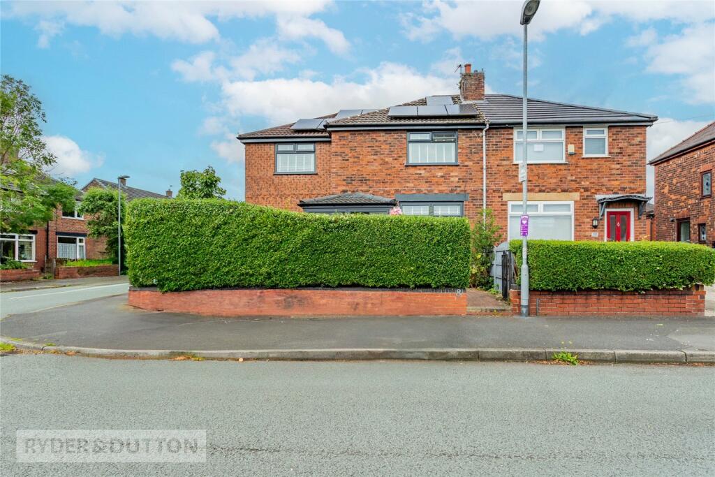 4 bedroom semidetached house for sale in Williams Crescent, Chadderton