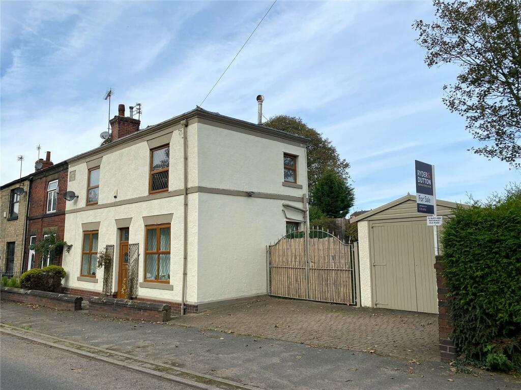 3 bedroom end of terrace house for sale in Bury & Rochdale Old Road