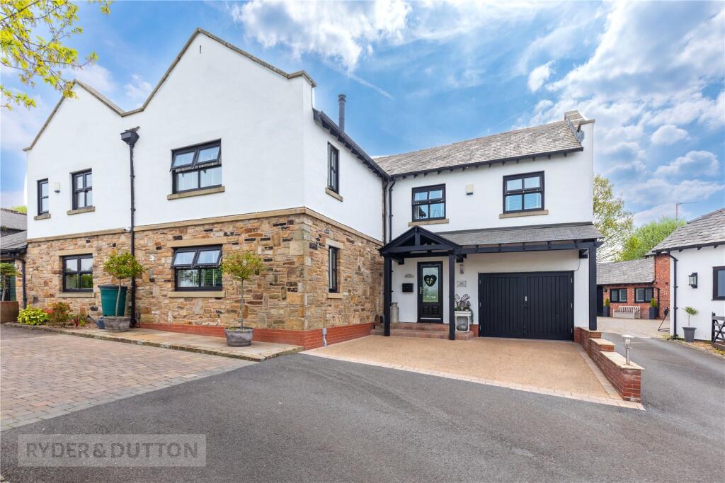 Main image of property: Bury New Road, Heywood, Greater Manchester, OL10