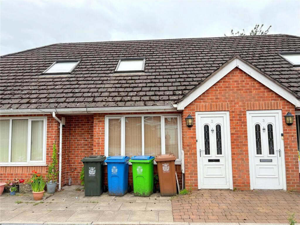 Main image of property: Norfolk Gardens, Heywood, Greater Manchester, OL10