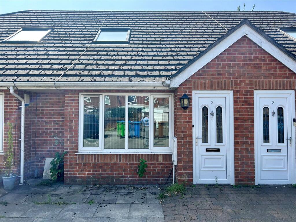 Main image of property: Norfolk Gardens, Heywood, Greater Manchester, OL10