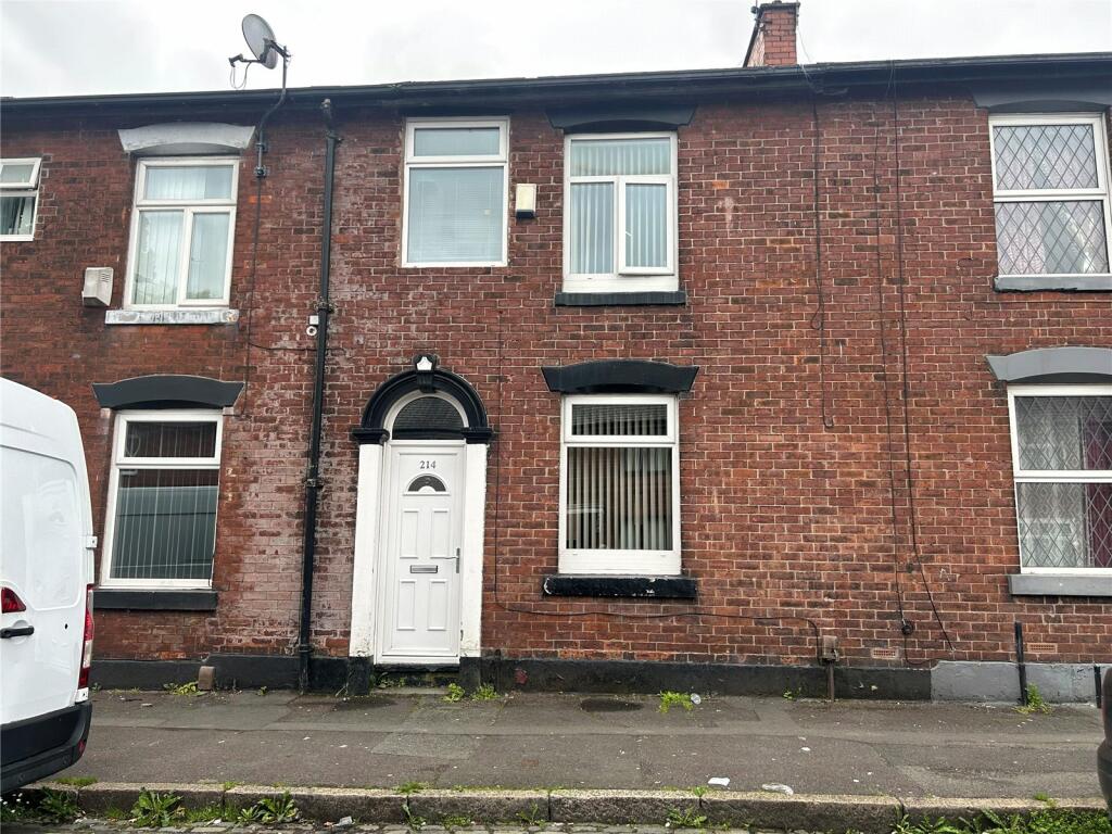 3 bedroom terraced house for sale in Belgrave Road, Hathershaw, Oldham