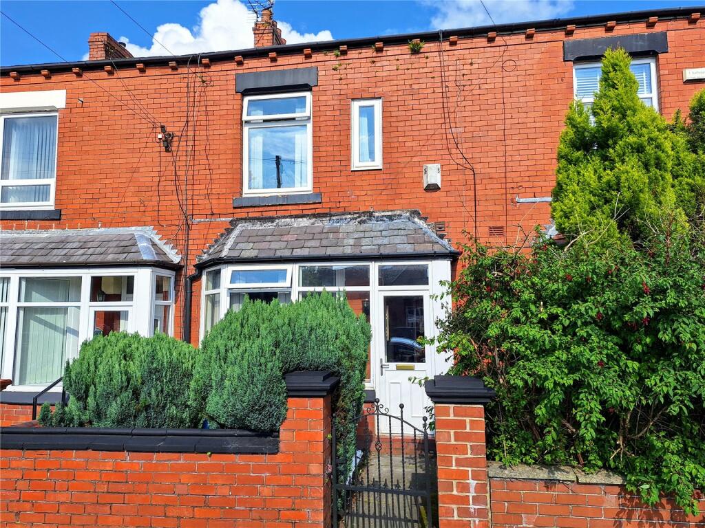 2 bedroom terraced house for sale in Burnley Lane, Chadderton, Oldham, OL1