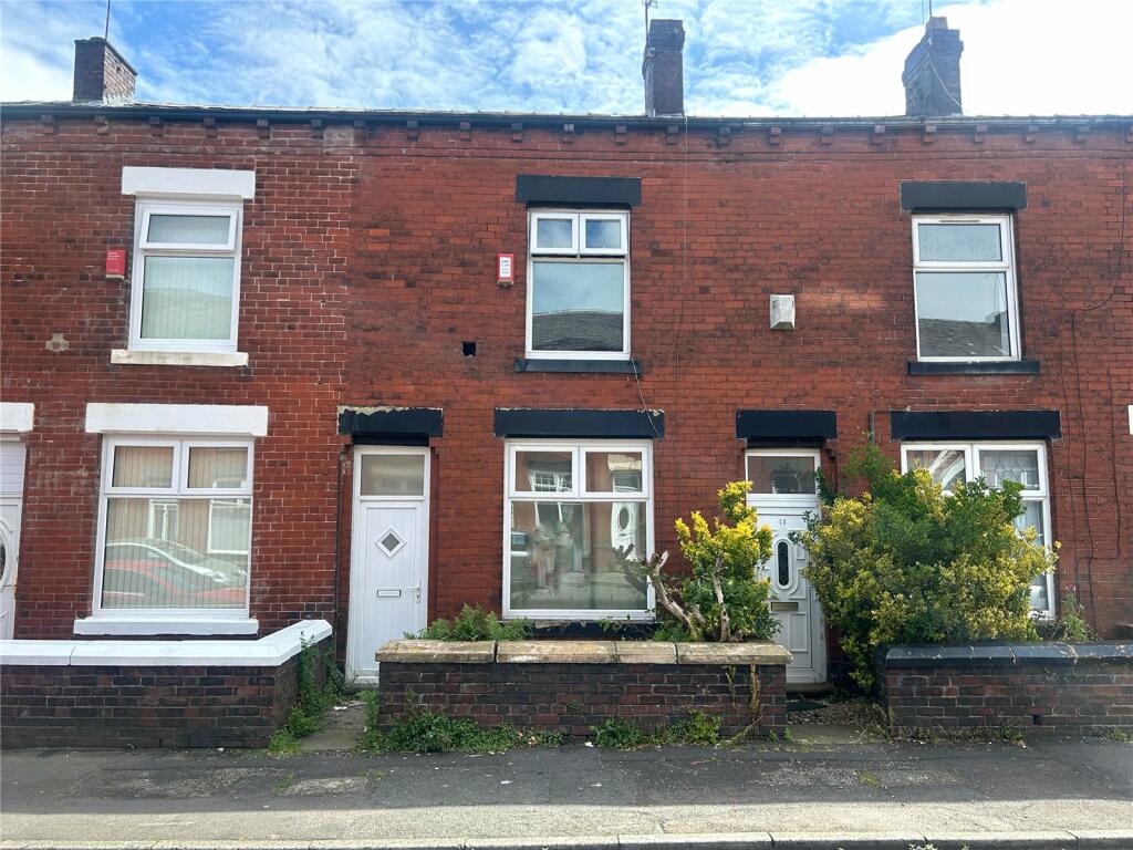 2 bedroom terraced house for sale in Smyrna Street, Clarksfield, Oldham