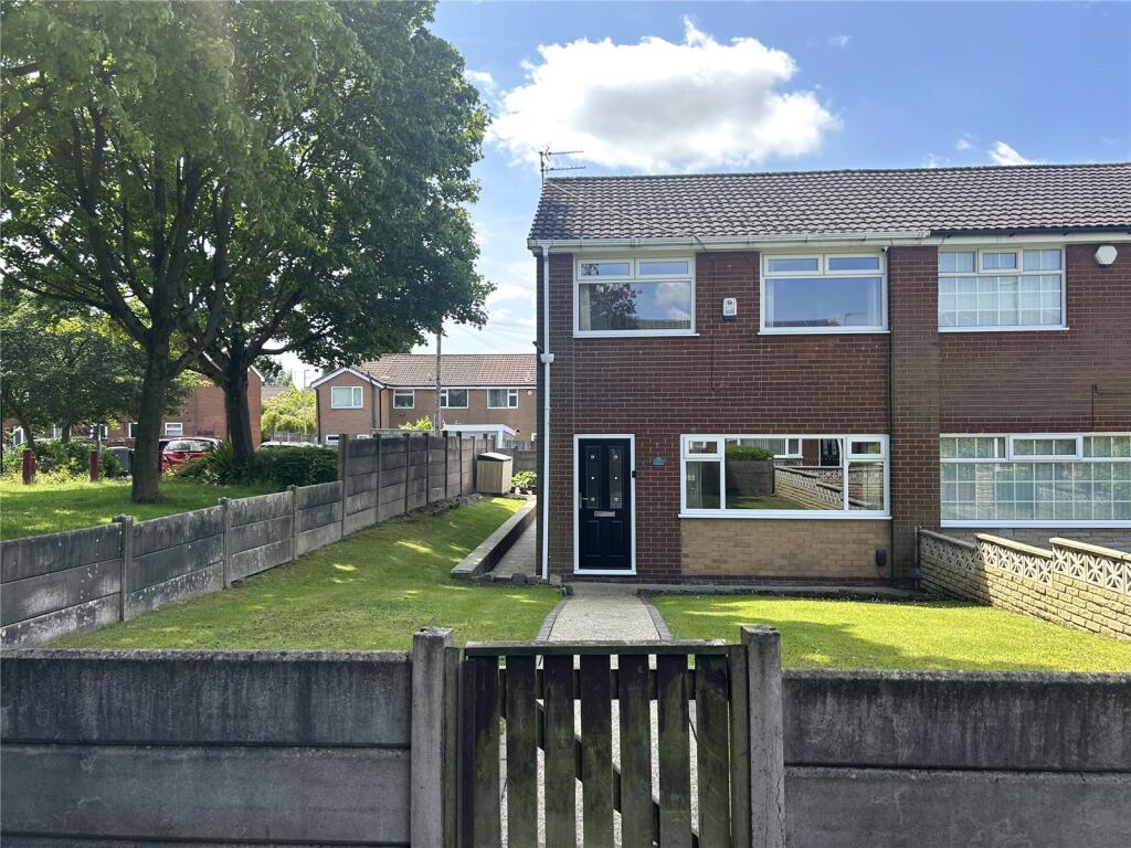 Main image of property: Ringwood Way, Chadderton, Oldham, Greater Manchester, OL9