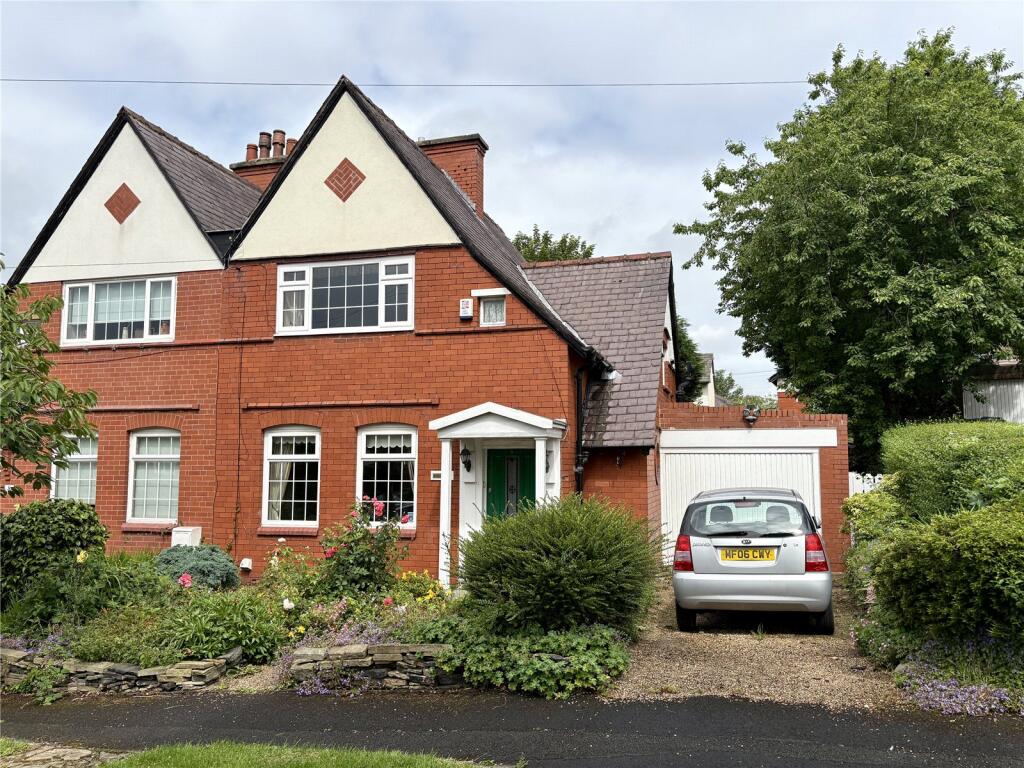 Main image of property: Brae Side, Garden Suburb, Oldham, OL8