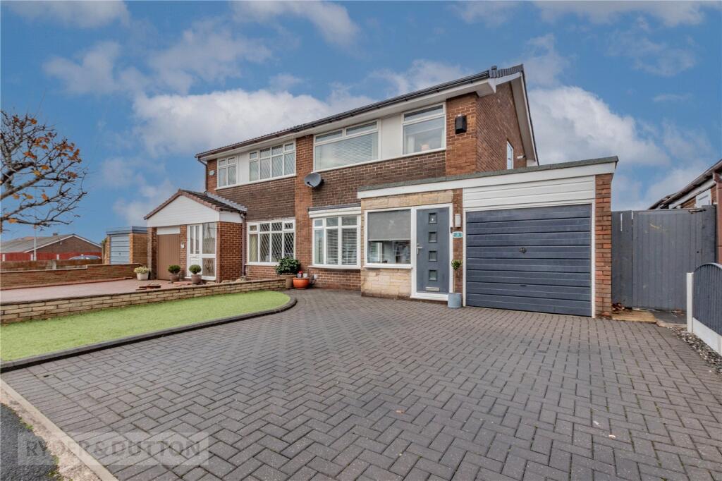Main image of property: Arnside Avenue, Chadderton, Oldham, OL9
