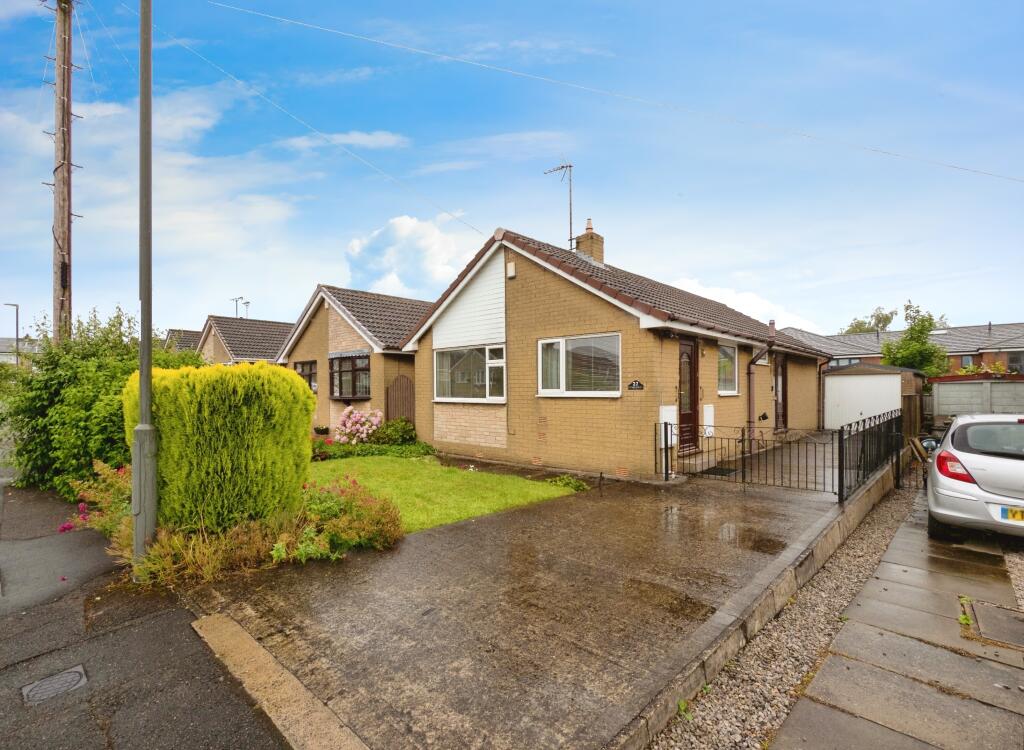 Main image of property: Romeley Crescent, Clowne, Chesterfield, Derbyshire, S43