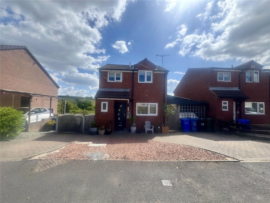 Main image of property: Houldsworth Drive, Chesterfield, Derbyshire, S41