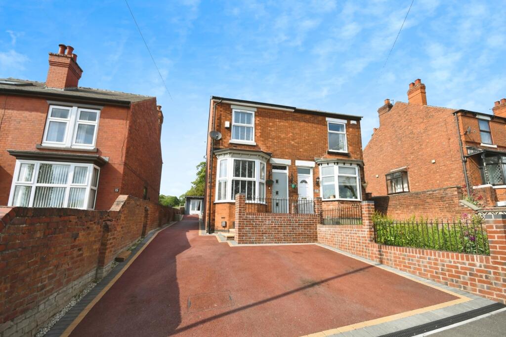 Main image of property: High Street, CHESTERFIELD, Derbyshire, S43