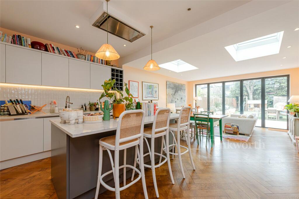 4 bedroom terraced house for sale in Doyle Gardens, London, NW10
