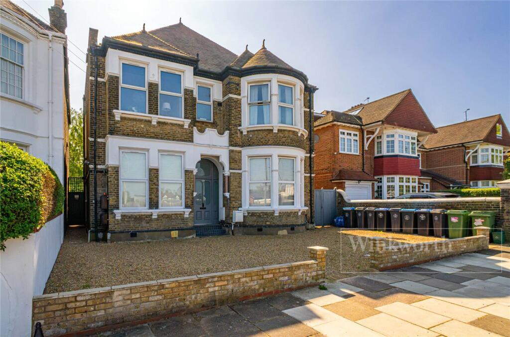 2 bedroom apartment for sale in Milverton Road, London, NW6
