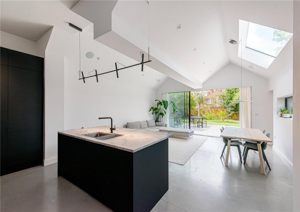 Main image of property: Kings Road, London, NW10