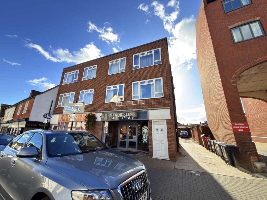 Main image of property: High Street, Maldon, Essex, CM9