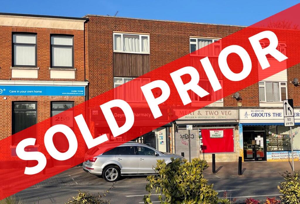 Main image of property: 261 / 261a London Road, Hadleigh, Benfleet, Essex, SS7 2BN