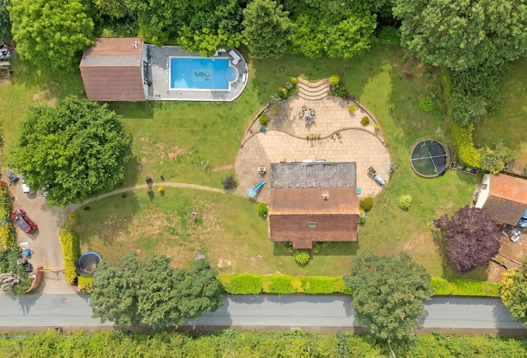 Main image of property: Franelle, Church Road, Rawreth, Wickford, Essex, SS11 8SG