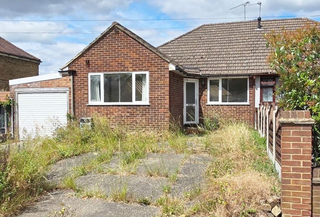 Main image of property: Penryn, Crays Hill, Billericay, Essex, CM11 2XJ