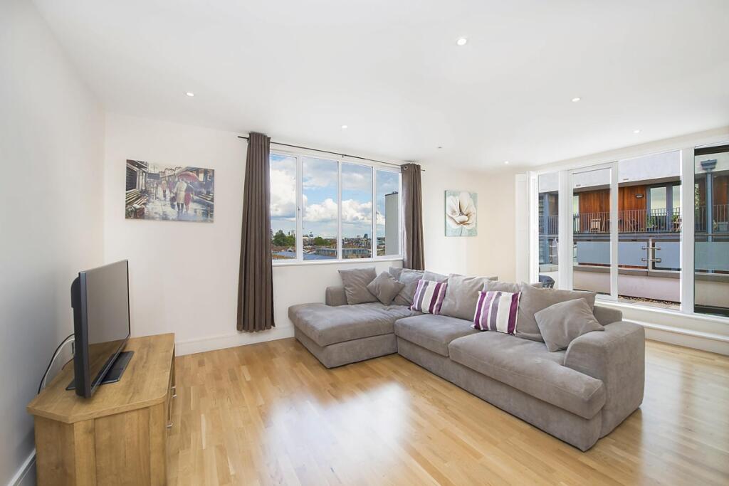 Main image of property: Long Lane, SE1