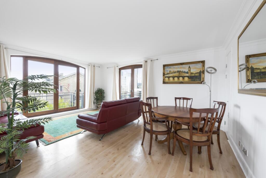 Main image of property: Sanderling Lodge, Star Place, City Quay, London, E1W