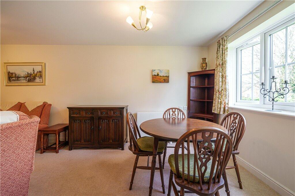 1 bedroom apartment for sale in High Street, Rickmansworth