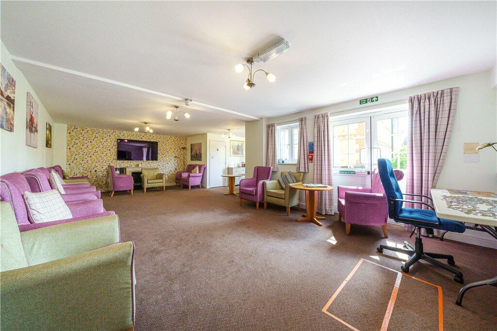 1 bedroom apartment for sale in High Street, Rickmansworth