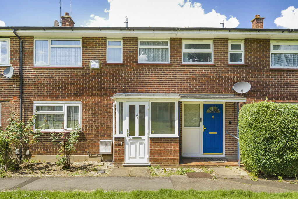 3 bedroom terraced house for sale in Croxley View, Watford
