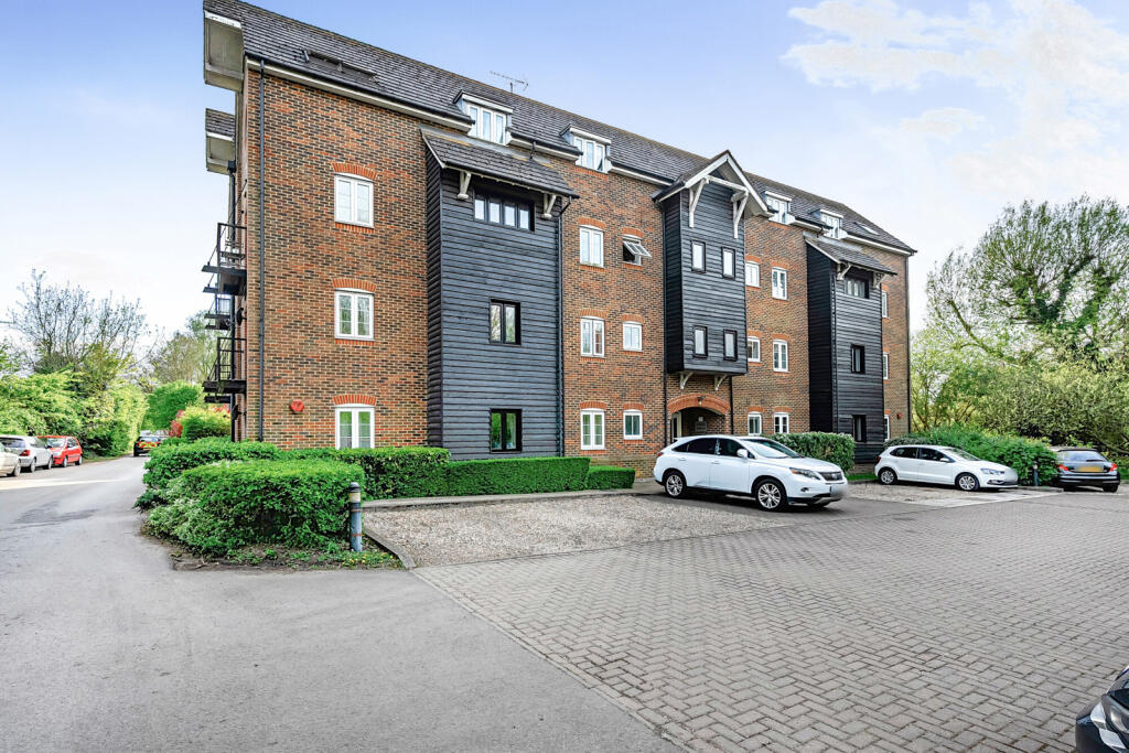 Main image of property: Springwell Lane, Rickmansworth