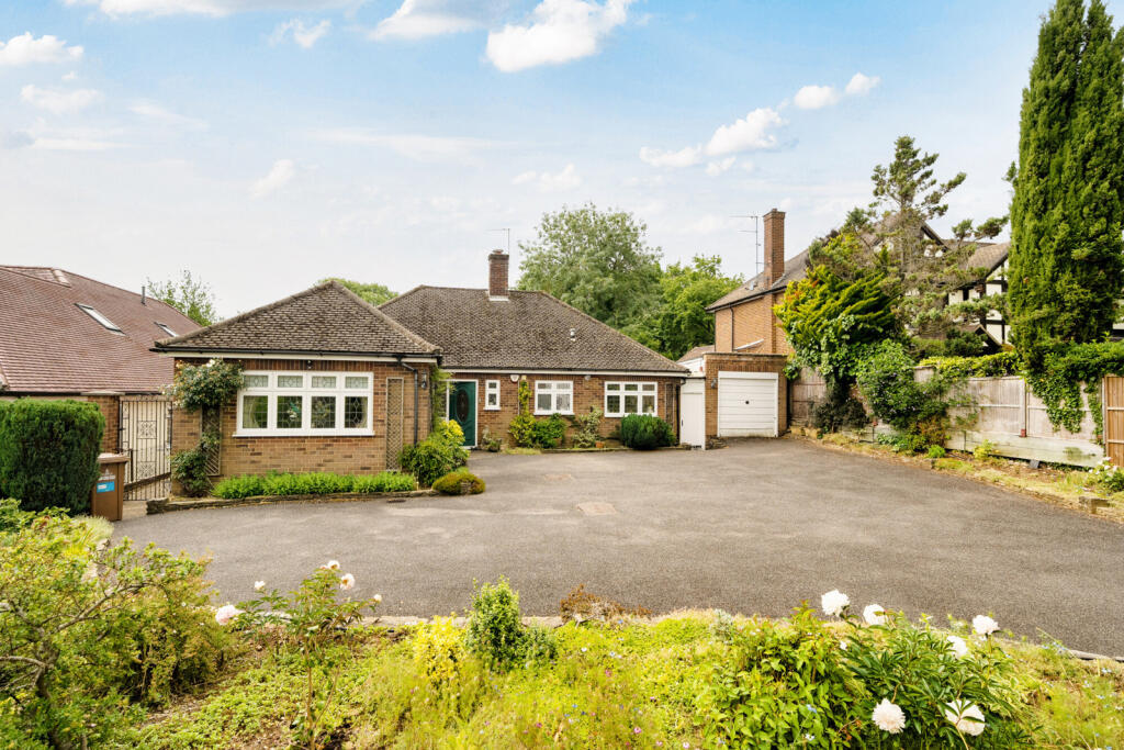 Main image of property: The Mount, Rickmansworth, Hertfordshire