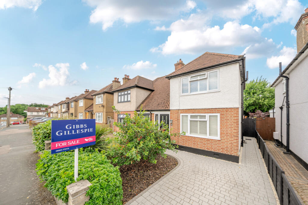 Main image of property: Beechcroft Avenue, Croxley Green, Rickmansworth
