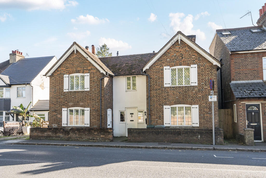 Main image of property: Uxbridge Road, Rickmansworth, Hertfordshire