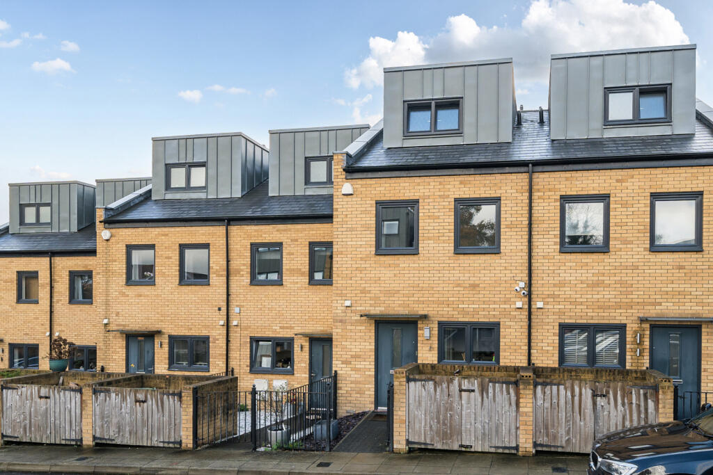 Main image of property: Swannells Walk, Chorleywood, Rickmansworth