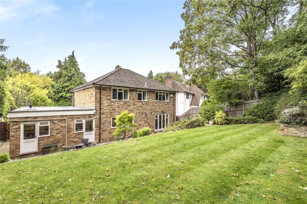 4 bedroom detached house for sale in The Drive, Rickmansworth, Hertfordshire, WD3