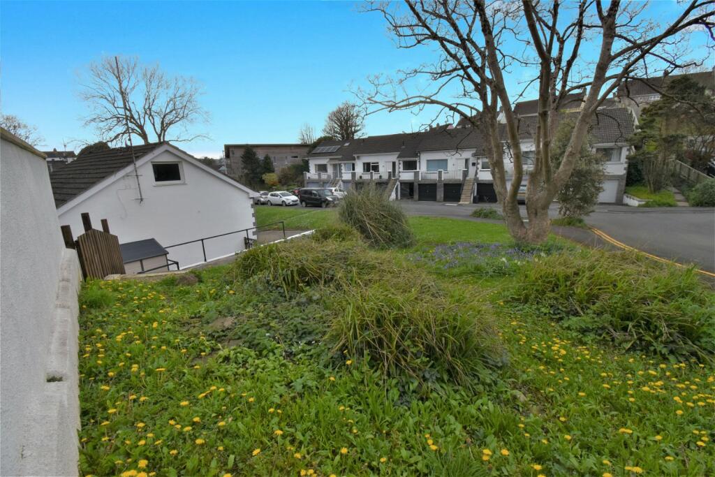 2 bedroom end of terrace house for sale in Sands Retreat, 16 Merlins