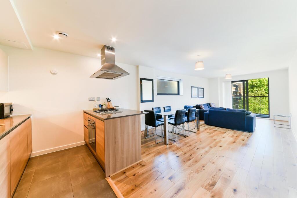 Main image of property: Crowder Street, London E1