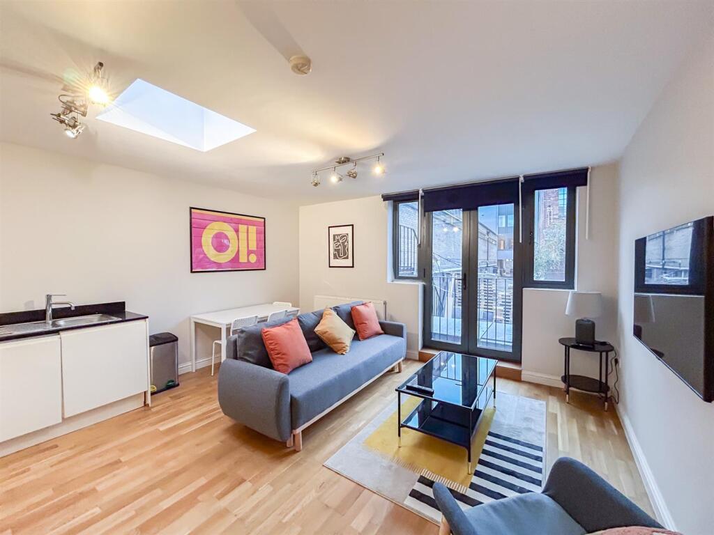 Main image of property: Camden High Street, NW1