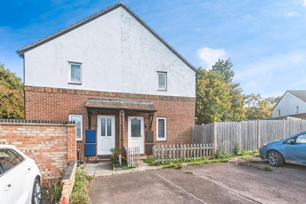 Main image of property: Heathfield, Basingstoke