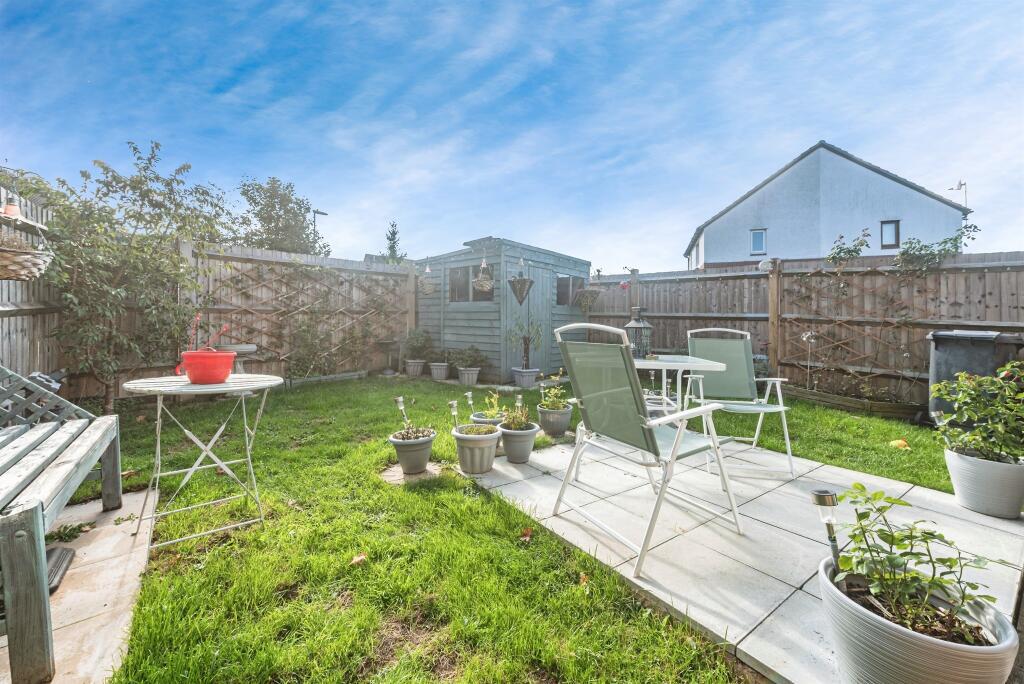 Main image of property: Heathfield, Basingstoke