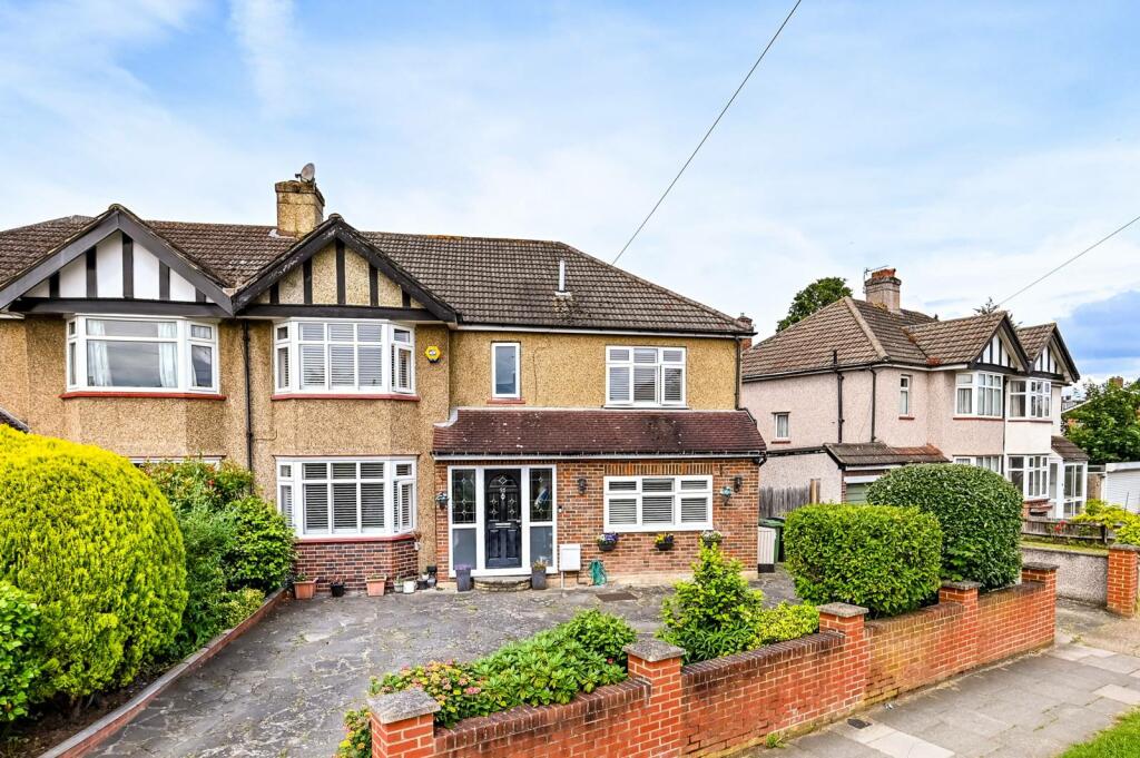 5 bedroom house for sale in Raeburn Avenue, Surbiton, KT5