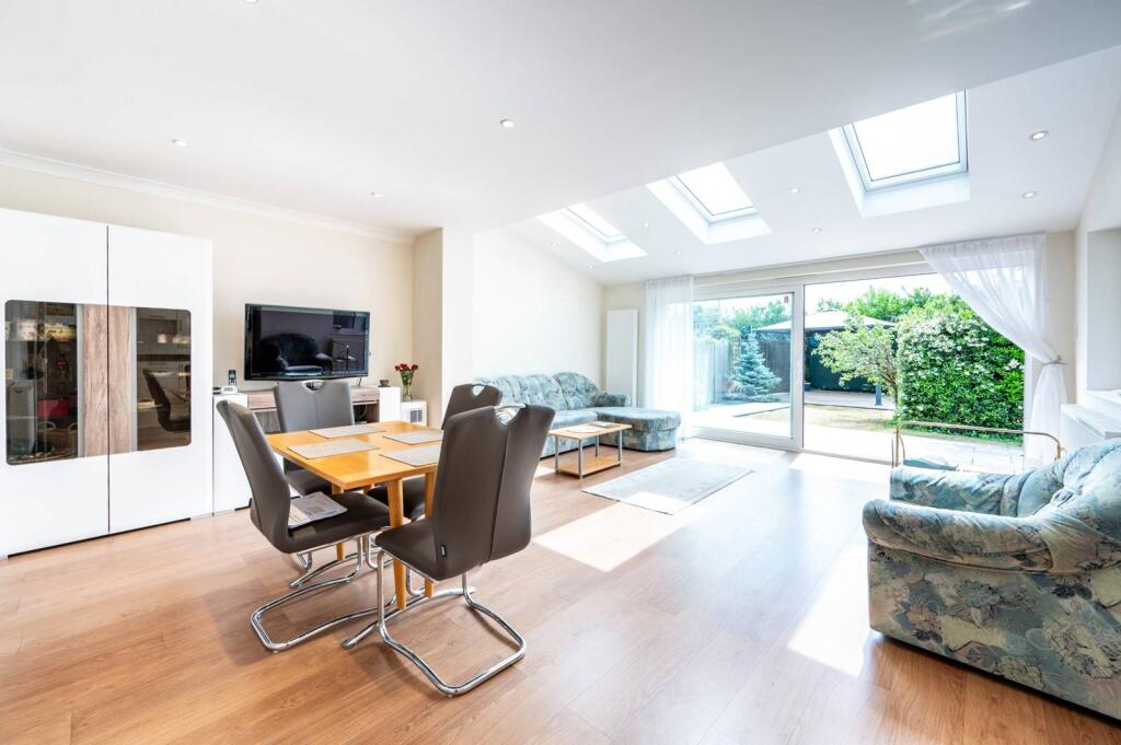 Main image of property: Chivenor Grove, Kingston, Kingston upon Thames, KT2