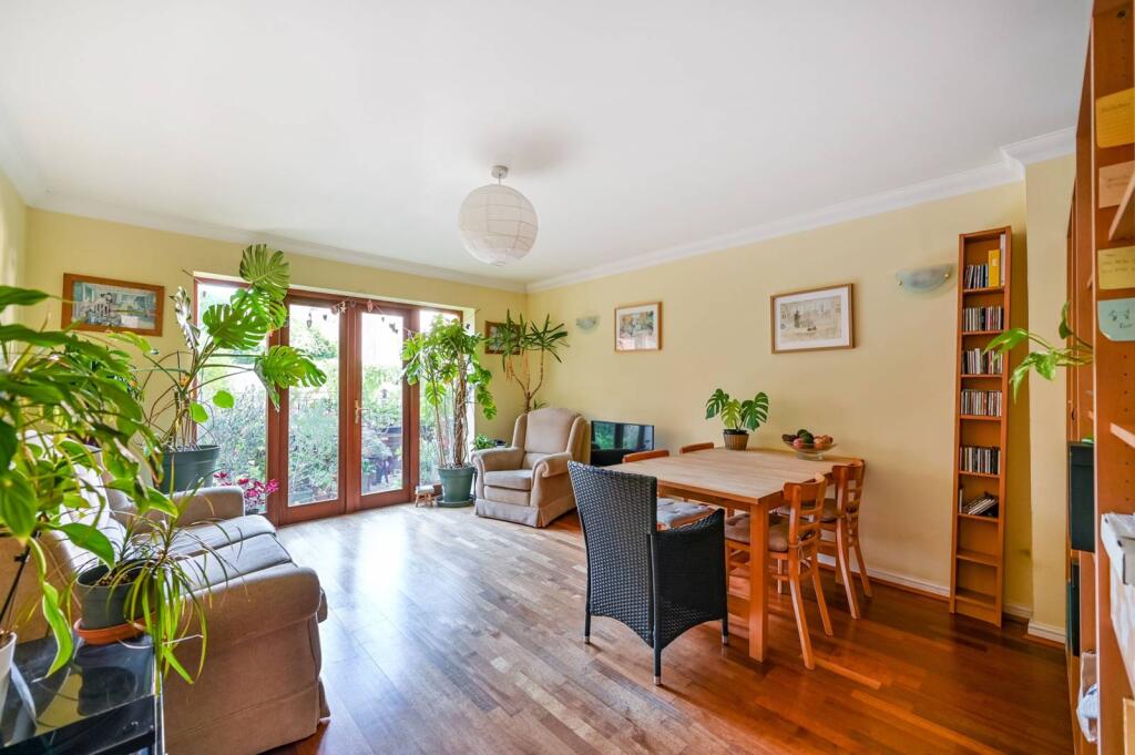 Main image of property: East Lane, Kingston, Kingston upon Thames, KT1