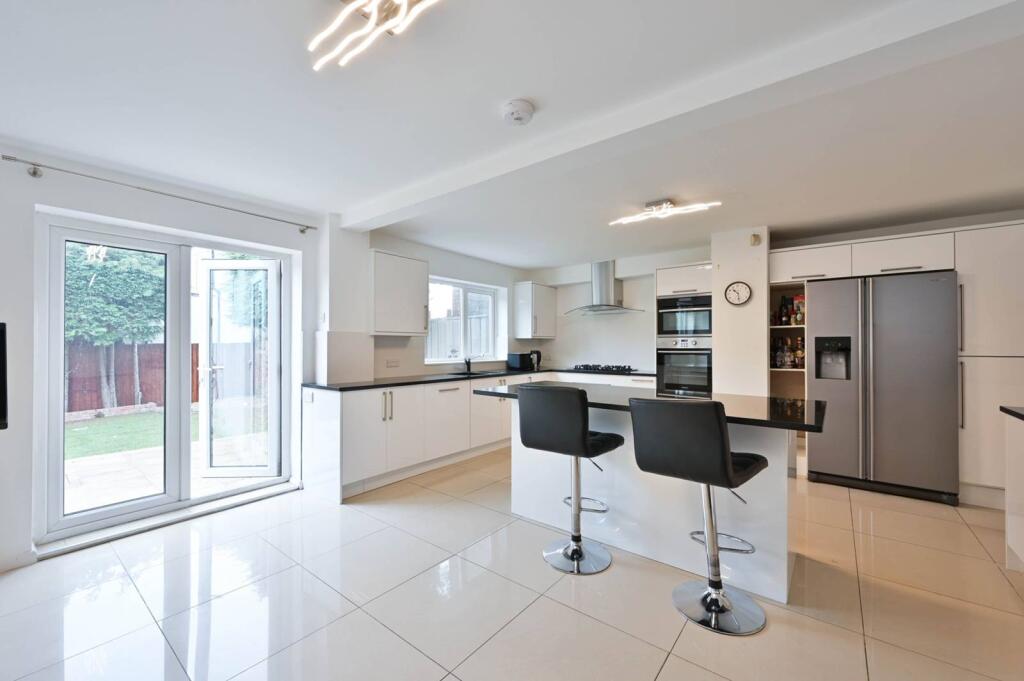 Main image of property: Derwent Avenue, Kingston Vale, London, SW15