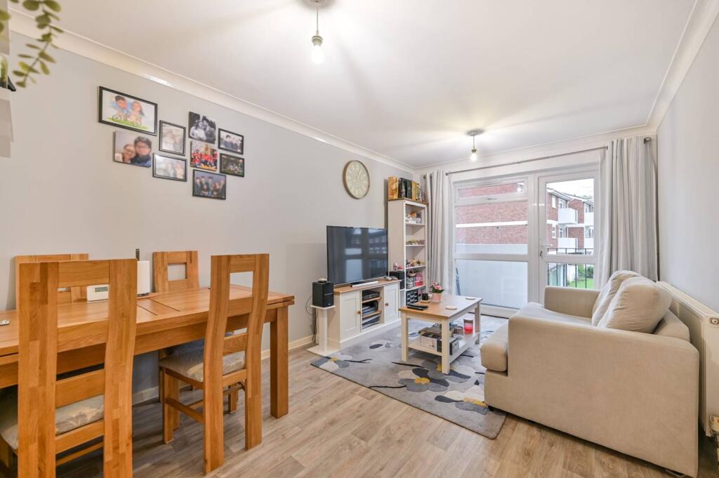 Main image of property: Rosewood Court, North Kingston, Kingston upon Thames, KT2