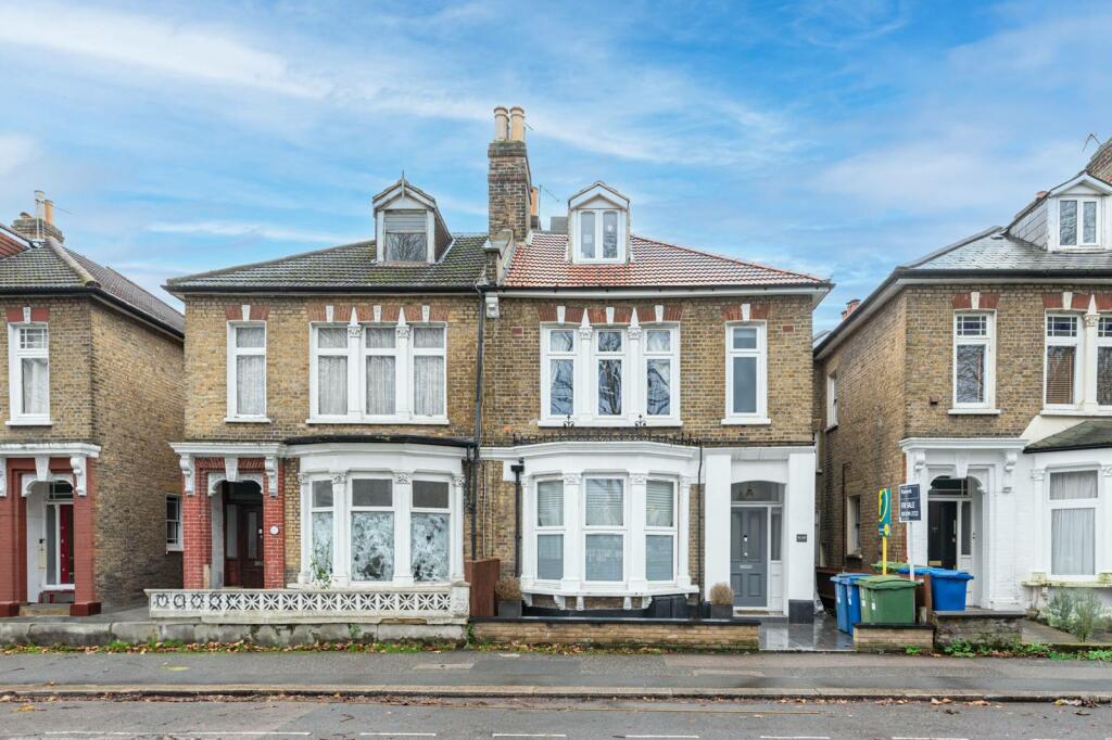 2 bedroom flat for sale in East Dulwich Grove, Dulwich, London, SE22