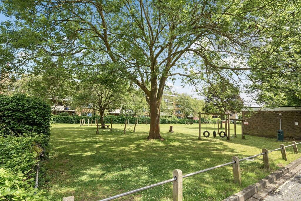 Main image of property: Rosendale Road, Dulwich, London, SE21