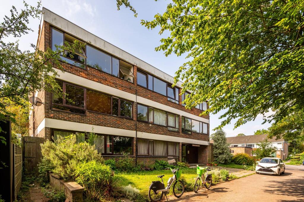 Main image of property: Bampton Road, Forest Hill, London, SE23