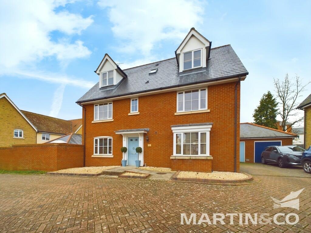 5 bedroom detached house for sale in Great Leighs, Chelmsford, CM3