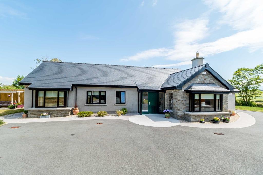 4 bedroom detached house for sale in Orchard Lodge, Barrow, Ardfert, Co
